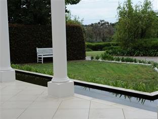 Norwood House Motel & Receptions Mornington Bagian luar foto