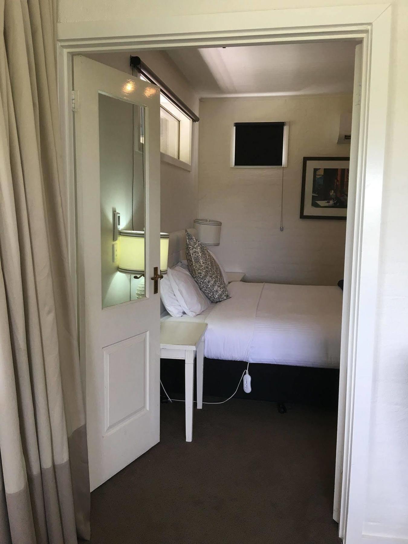 Norwood House Motel & Receptions Mornington Bagian luar foto